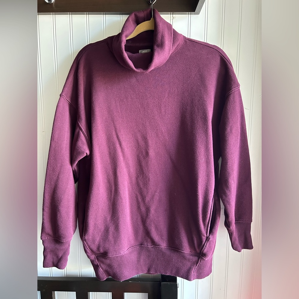 Aerie size small pocket sweatshirt